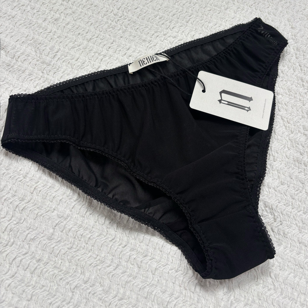 Low Knicker