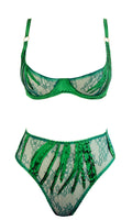 Roots Lingerie Set