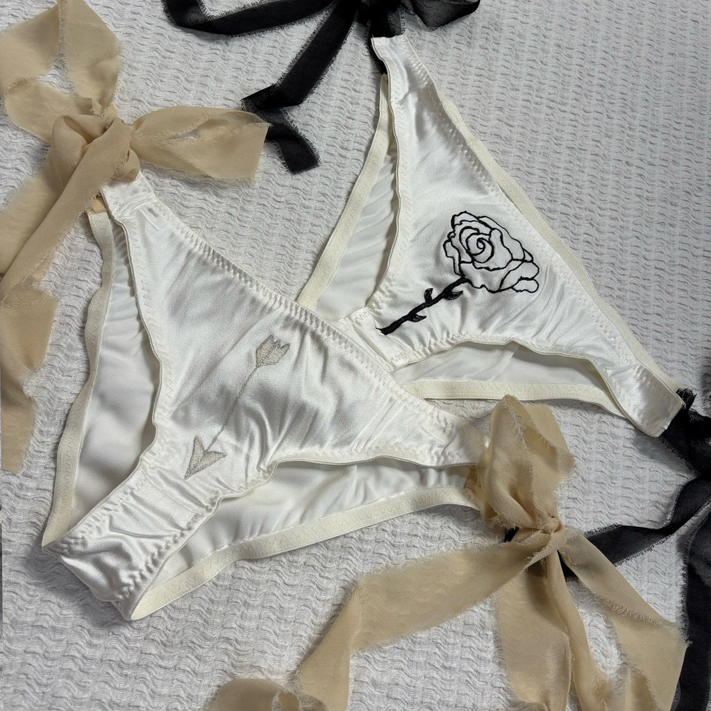Arrow Tie Side Knicker