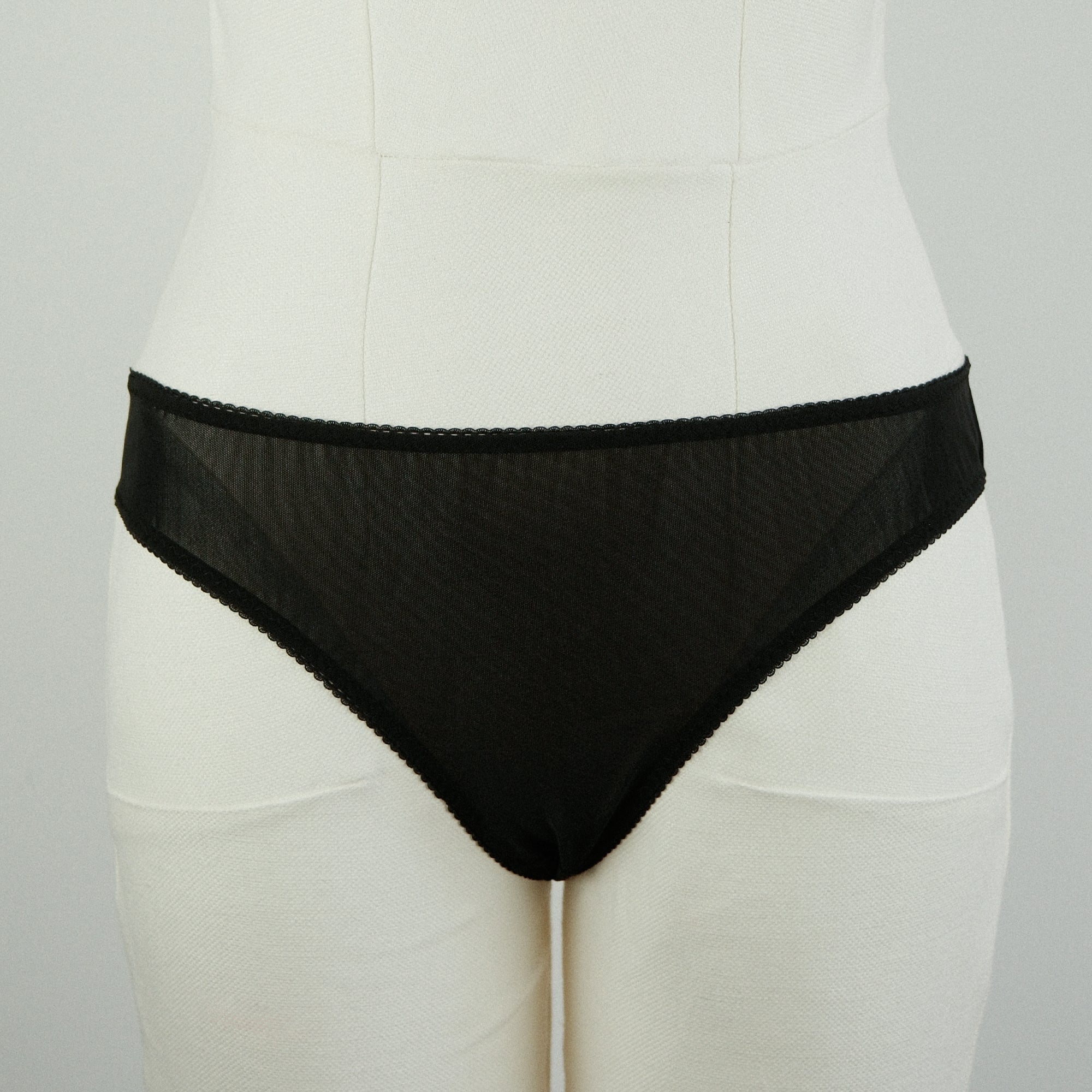Low Knicker