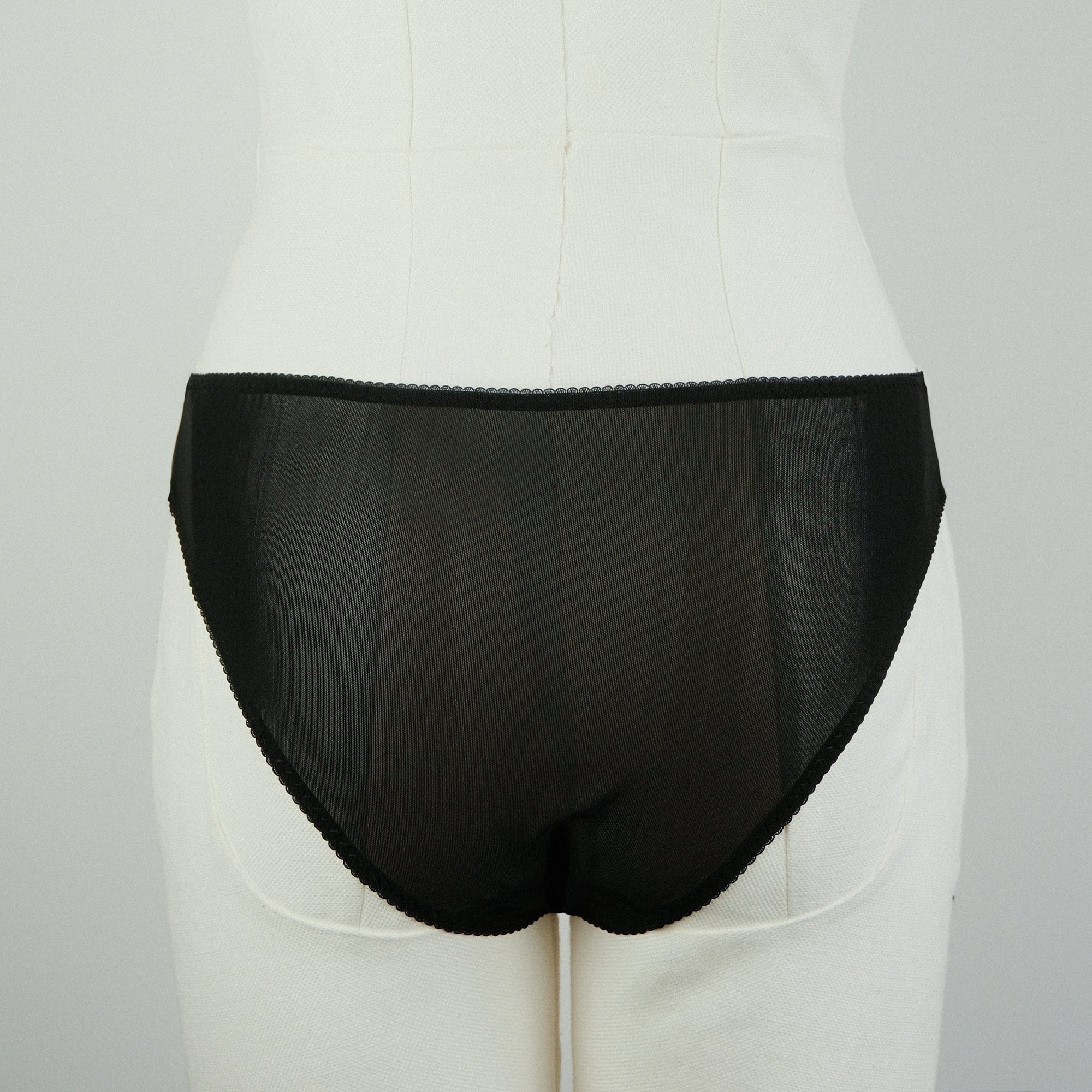 Low Knicker